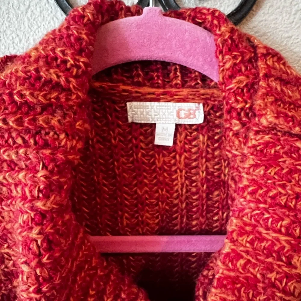 Gianni Bini chic cowl